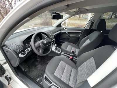 Skoda octavia a5 - 2011 год - 1.8 tsi акпп