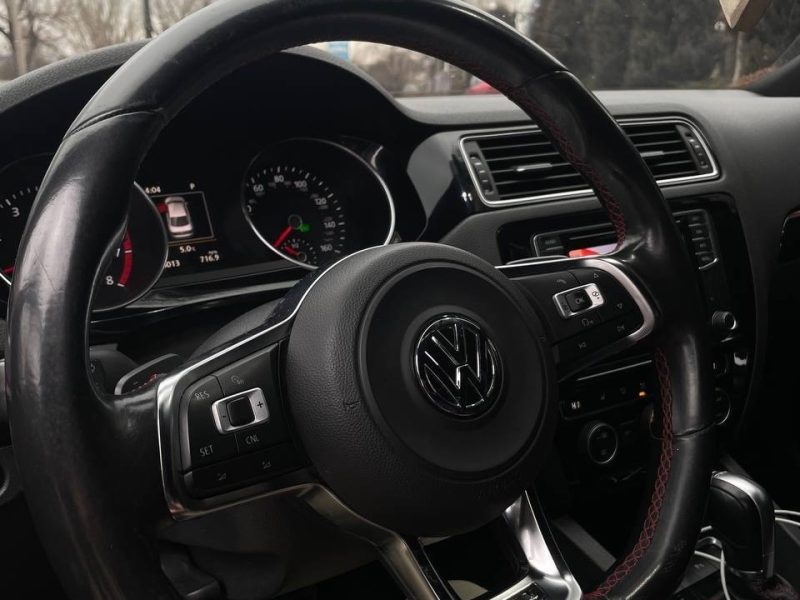 Продам Volkswagen Jetta Gli 2016г Мотор 2.0т