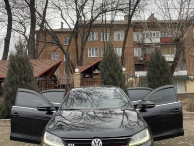 Продам Volkswagen Jetta Gli 2016г Мотор 2.0т