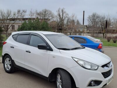 Продам hyundai ix35 2012 года