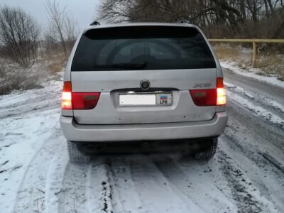 Продам bmw x5 2001 г. 4.4 бензин