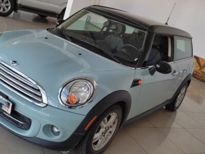 Продам mini cooper в отличном состоянии 2011 год