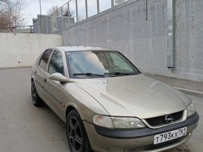 Продам opel vectra 1996 г. автомат объем 2.0