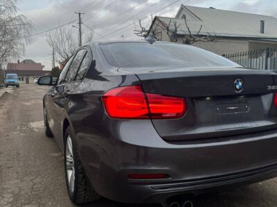 BMW 328i. 2016г. рестайлинг