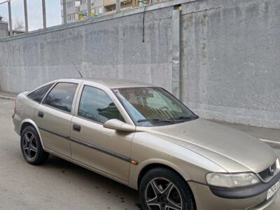 Продам opel vectra 1996 г. автомат объем 2.0