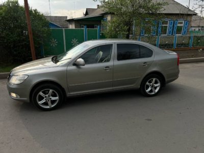 Продам skoda octavia (шкода) 2010г.