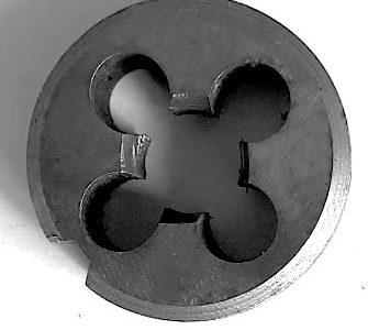 Плашка М9х0,75, 9ХС, мелкий шаг, 25/9 мм, СССР.